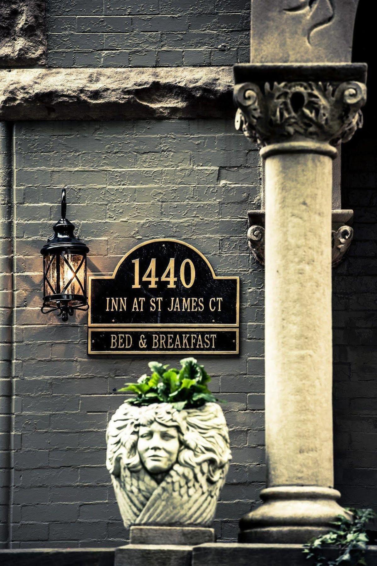 Inn At St James Court 루이빌 외부 사진