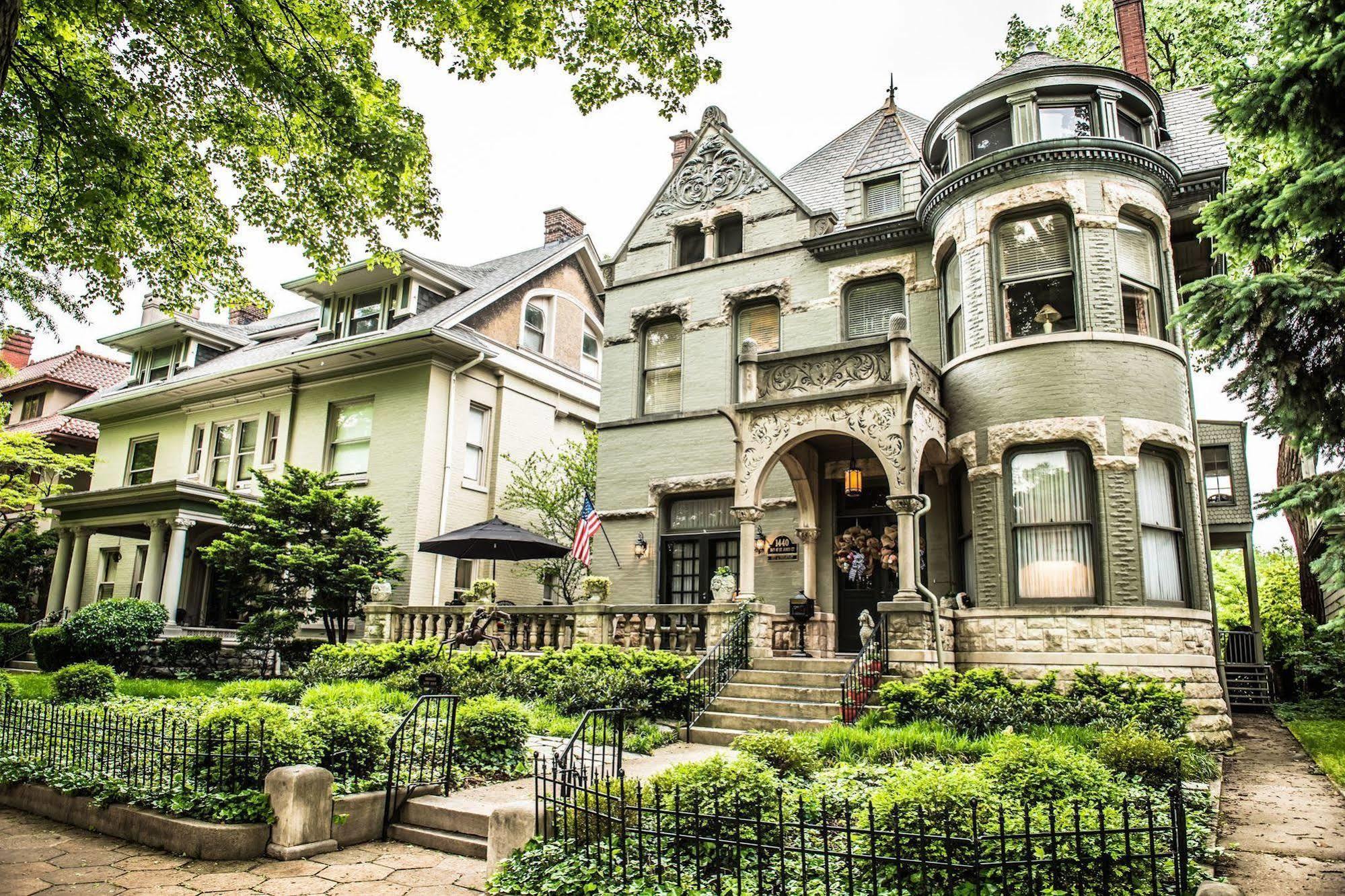 Inn At St James Court 루이빌 외부 사진